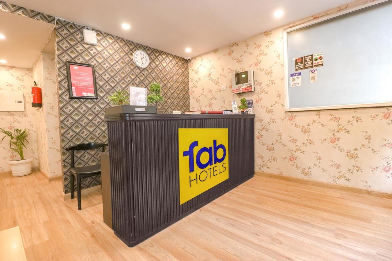 Fabhotel Pantao Stays Gurgaon Exteriör bild